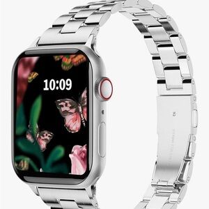 Smartwatch with Silver Metal Band